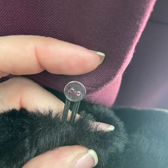 Voodoo Vixen Removable Fur-trimmed Dresz - Picture 6 of 9